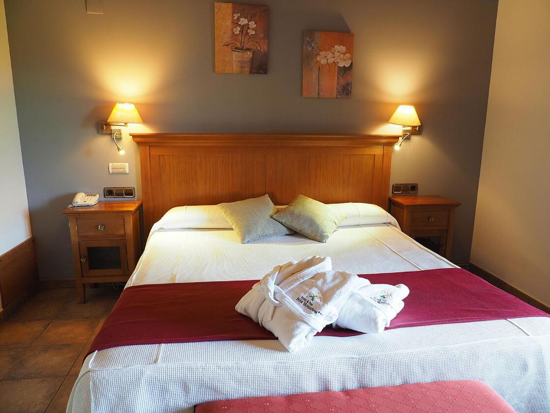 Hotel & Spa Pena Montanesa Aínsa Eksteriør bilde