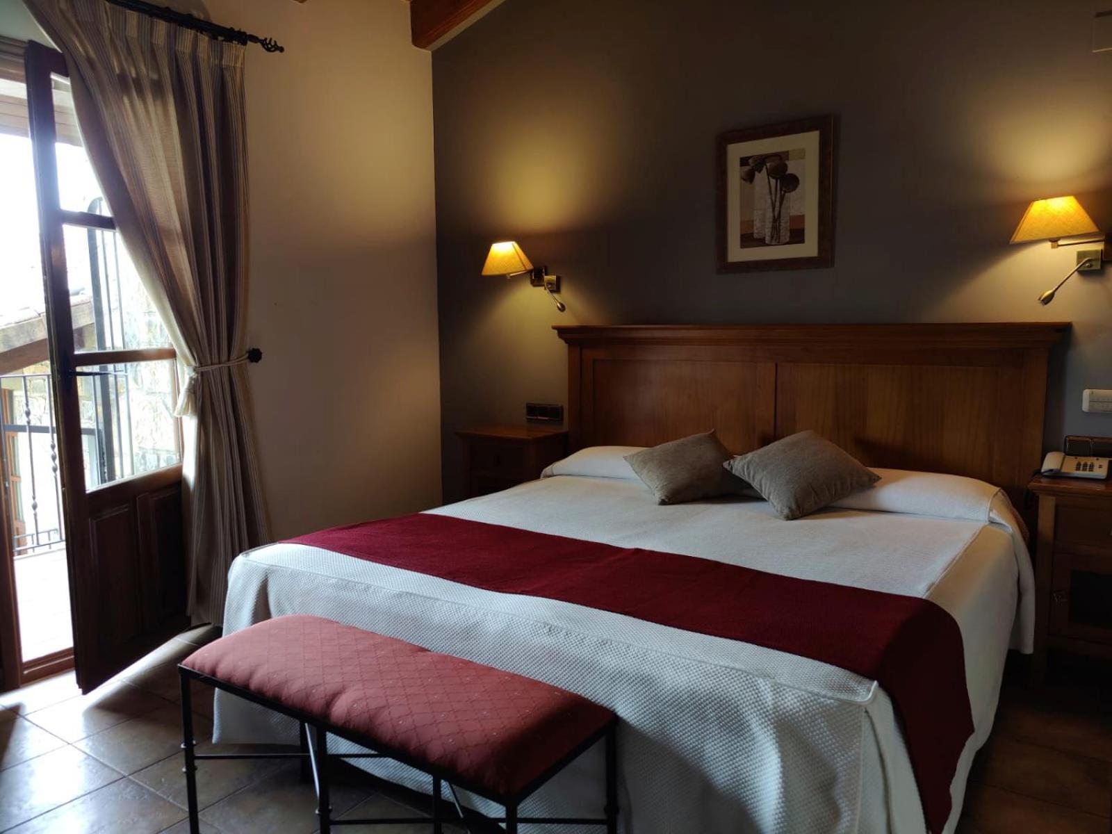 Hotel & Spa Pena Montanesa Aínsa Eksteriør bilde
